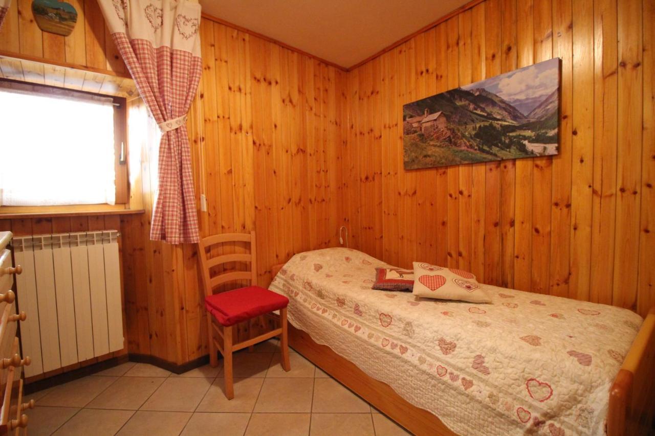 Lo Stambecco Holiday Apartment - Affitti Brevi Italia Brusson Extérieur photo